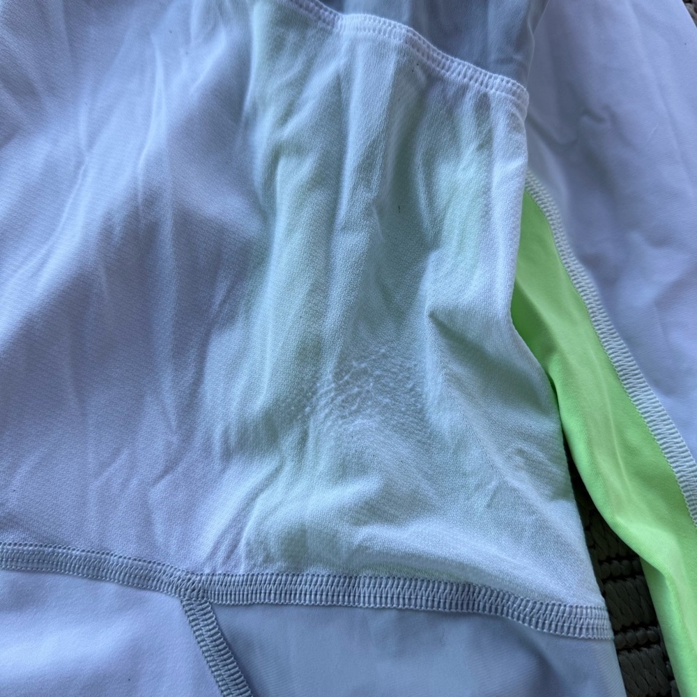 lululemon womens trail bound size 10 running shirt performance long sleeve tee s - Picture 6 of 7